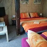 Moravicka U Kuceru 아파트